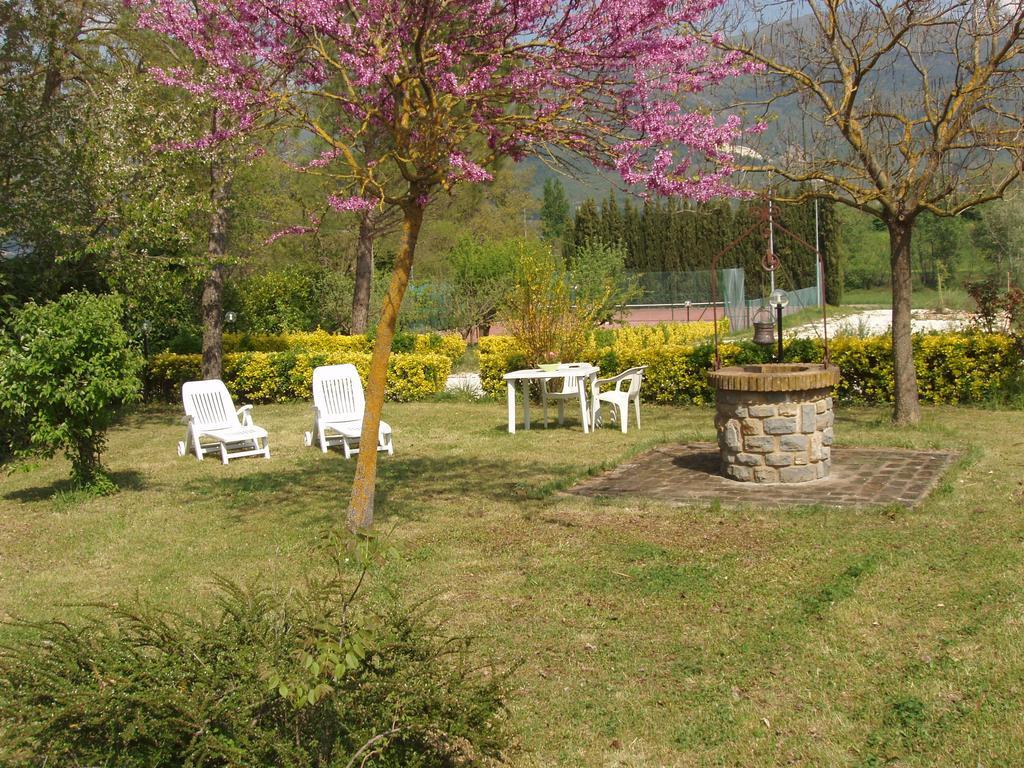 Tadinum Romana Gualdo Tadino Chambre photo