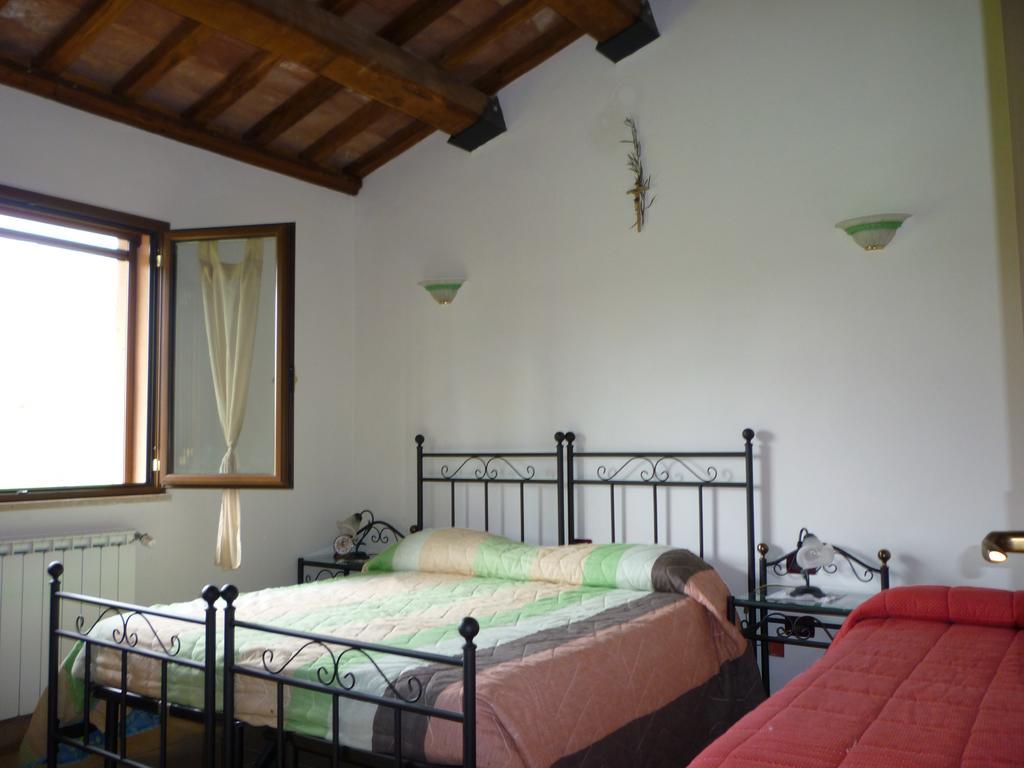Tadinum Romana Gualdo Tadino Extérieur photo