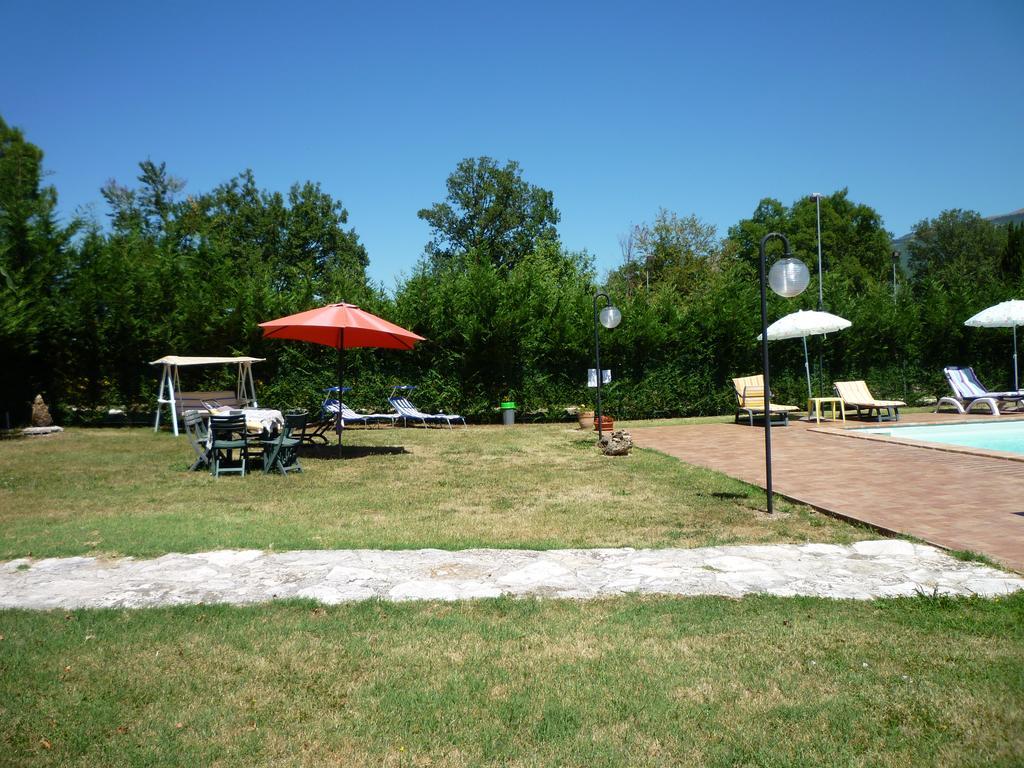Tadinum Romana Gualdo Tadino Extérieur photo